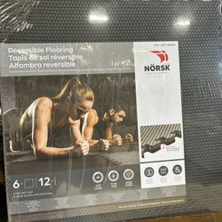 Norsk Reversible Foam Flooring, 24 sq ft
