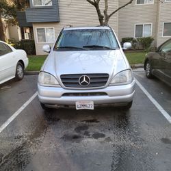2000 Mercedes ML430