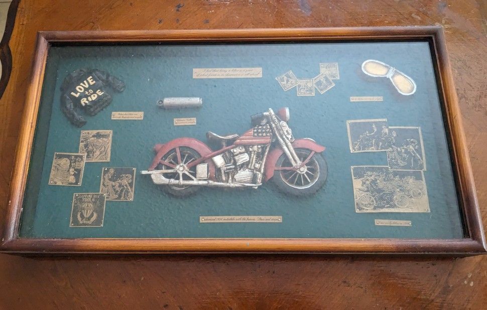 Vintage Harley Davidson Shadow Box 3D Picture for Sale in San