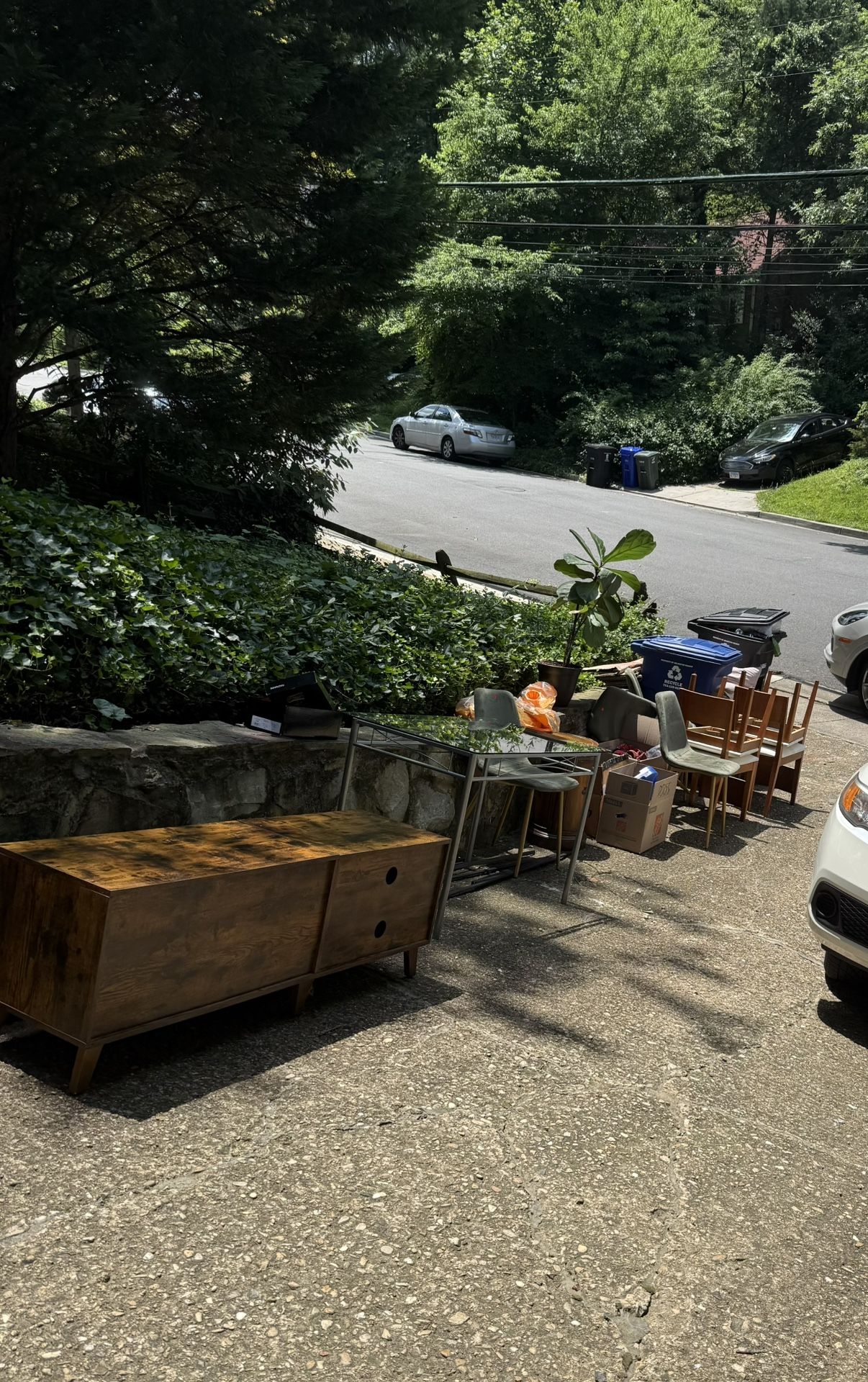 Free Table Chairs Etc