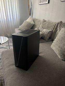 Gaming pc with cables