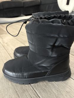 Men’s Snow Boots Size 10 Only One Time Use