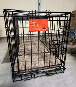 Brand *NEW* Wire Kennel