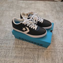 CONVERSE UNISEX SNEAKERS NEW IN BOX