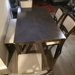 Ashley Dining Set