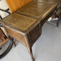 Sligh french cabrillo antique desk 