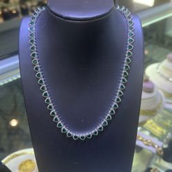 Brand new 925 Emerald necklace and bracelet set