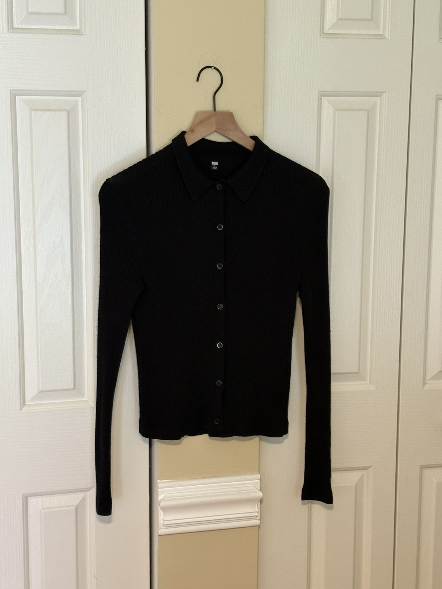 Uniqlo Women’s Cardigan , Black