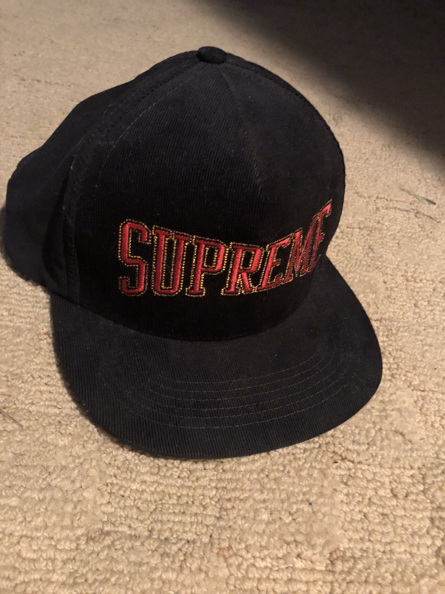 Supreme dotted arc 5 panel hat
