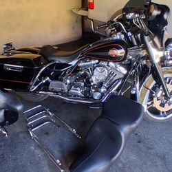 2001  HD ElectraGlide Classic $5500