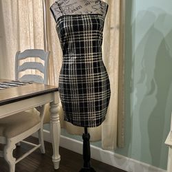 FashionNova Gold Betty plaid dress, Medium