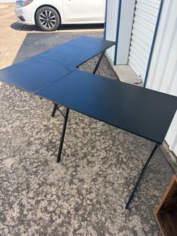 Black L-Shaped Desk with Metal Legs