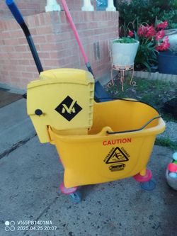 Cubeta para trapeador comercial barata $18 Dlls