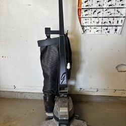 Kirby G4  Carpet Vacuum And Shampoo System 