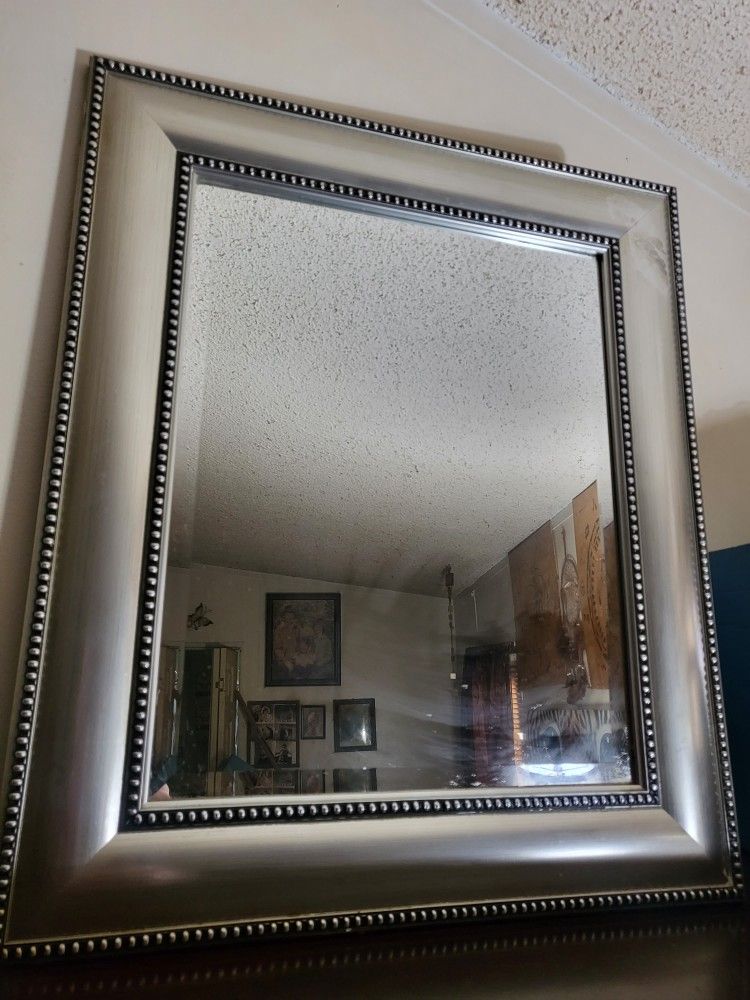 27x23 MIRROR