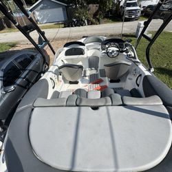 2001 Sea Doo Challenger 1800.