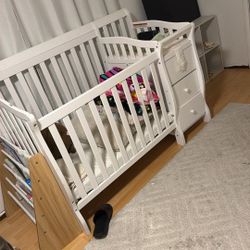 Baby Crib 