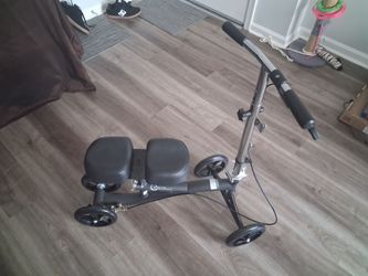 Roscoe Knee Scooter