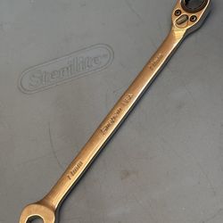 Snap-on Tools 11 mm 12-Point Flank Drive® Plus Reverse Ratcheting Combination Wrench