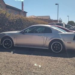 2000 Ford Mustang