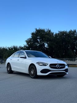 2022 Mercedes C300