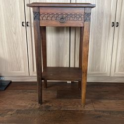 Vintage Solid Wood Accent Table - Side Table - Nightstand