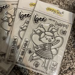 4 honey bee Stamps with 1 Die Cut Set. 