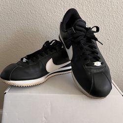Nike Cortez 72 OG 819719-012 Basic Leather Black White Silver Men's Size 9.5