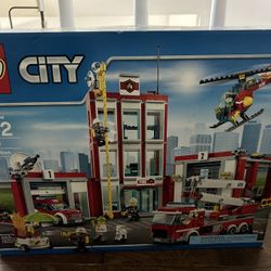 LEGO Fire station 60110 NIB