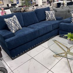 Beautiful Sofa Set 💙 Blue Fabric 