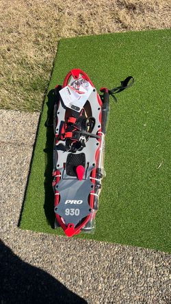 ALPTREK Pro 930 Snowshoe Kit – New w/ Tags – Poles & Bag – $75
