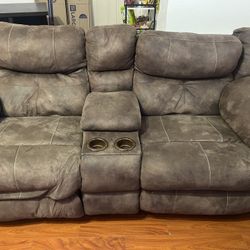 Couch Electric Recliners With USB Port To Charge Phone