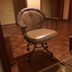 Vintage Swivel Chair 