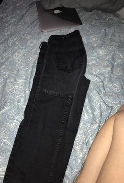 Black skinny jeans