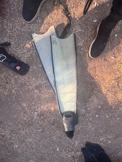 Free diving fins (fiberglass)