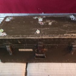 Real Military Trunk 