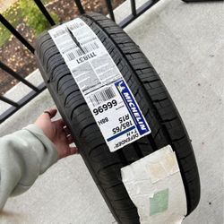 Michelin Defender All-Season Tire