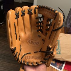 Wilson A900 (for The Right Hand )