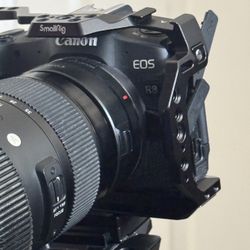 Canon Eos R8 Camera 