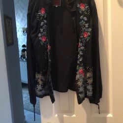 Johnny Was Embroidered Shirt .S/M