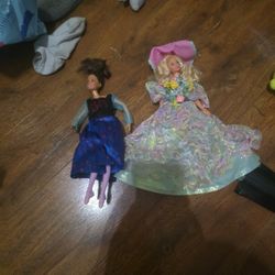 2 Barbie Dolls