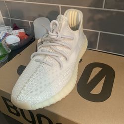 Yeezy 350 V2 Light