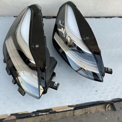 2017-2020 Tesla Model 3 RH Pass HID Headlight TESLA OEM 