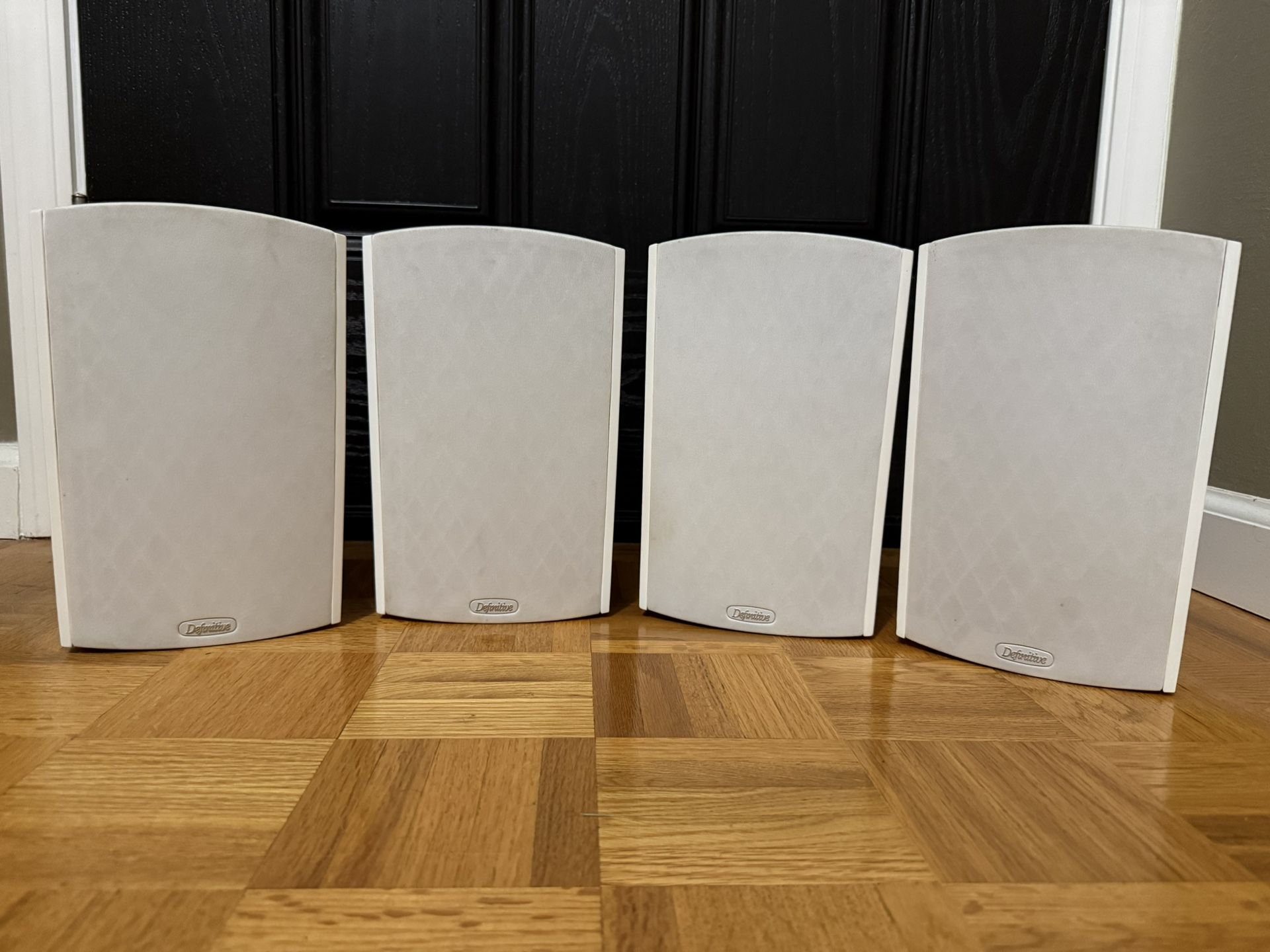 Definitive Pro Monitor 1000 200-Watt Speakers W/Mounts (Like New)