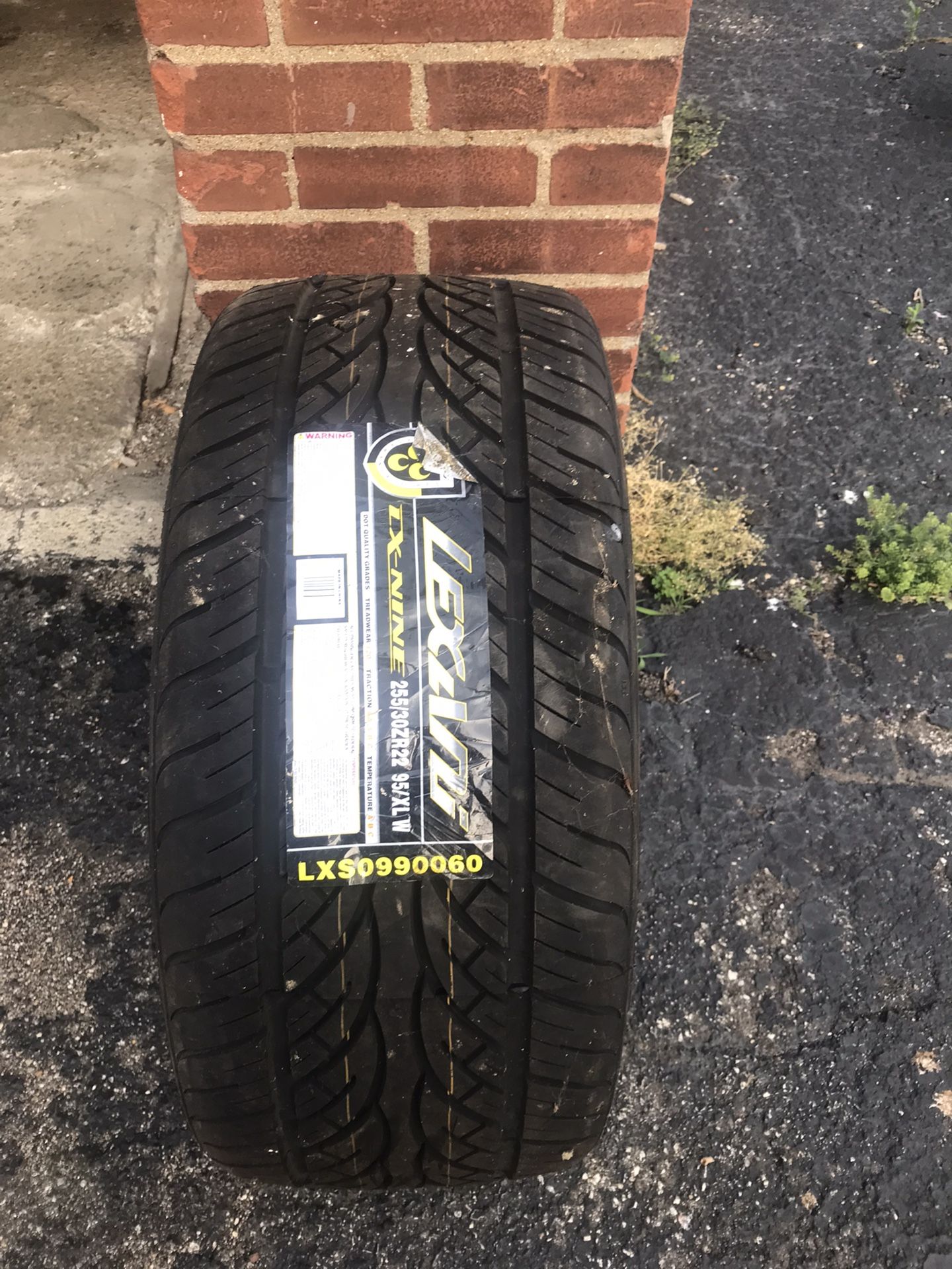 24"Tire