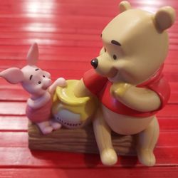 Disney Pooh And Friends Friendship Day 1999 Figurine