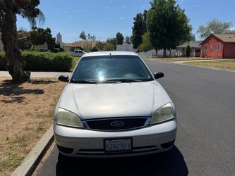 Ford Focus 2007  Grey