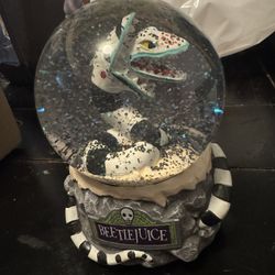 Beetlejuice Snow Globe 