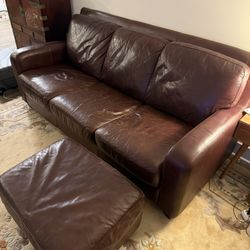 3 Piece Bassett Leather Couch Burgundy 