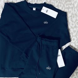  Alo Navy Blue Crewneck Sweater and Sweatpants Set Size M $150